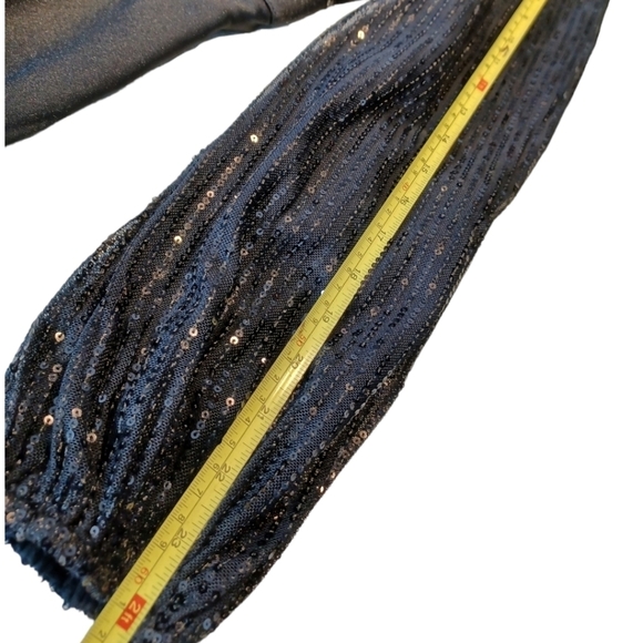 D&m Black Long Sleeved Sequined Dress - Picture 16 of 16